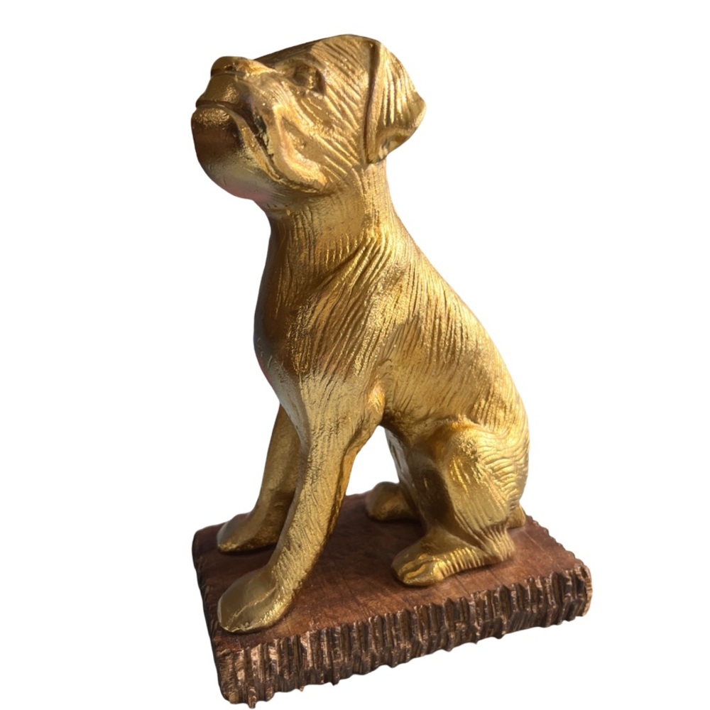 Dog statue gold